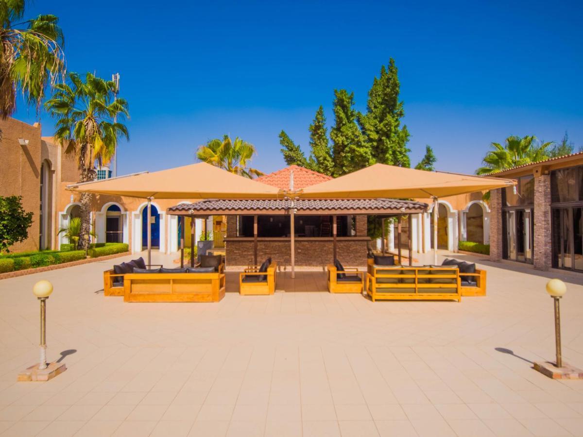 Hotel Monotel Dar El Barka Nouakchott Bagian luar foto