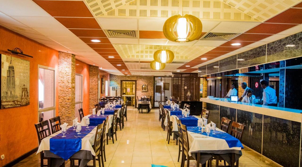 Hotel Monotel Dar El Barka Nouakchott Bagian luar foto