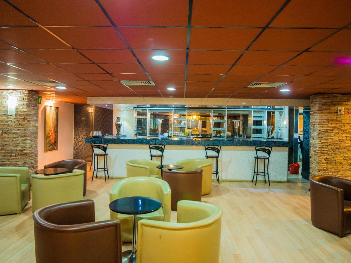 Hotel Monotel Dar El Barka Nouakchott Bagian luar foto