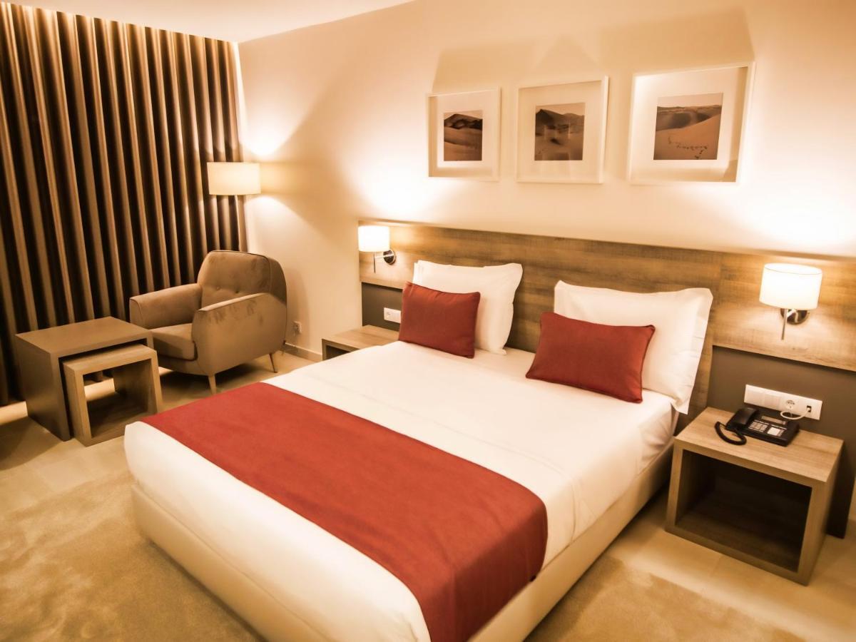 Hotel Monotel Dar El Barka Nouakchott Bagian luar foto