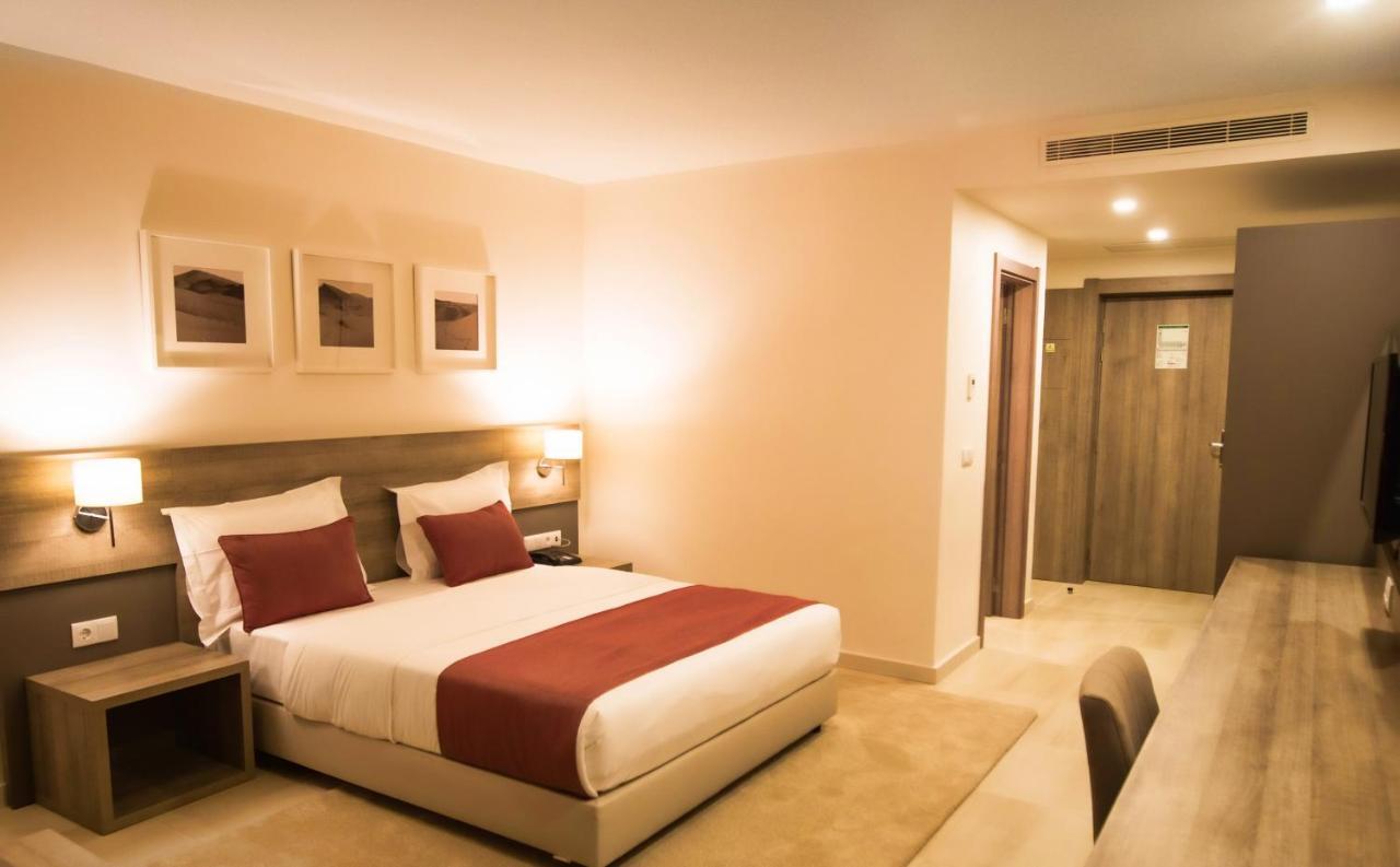 Hotel Monotel Dar El Barka Nouakchott Bagian luar foto